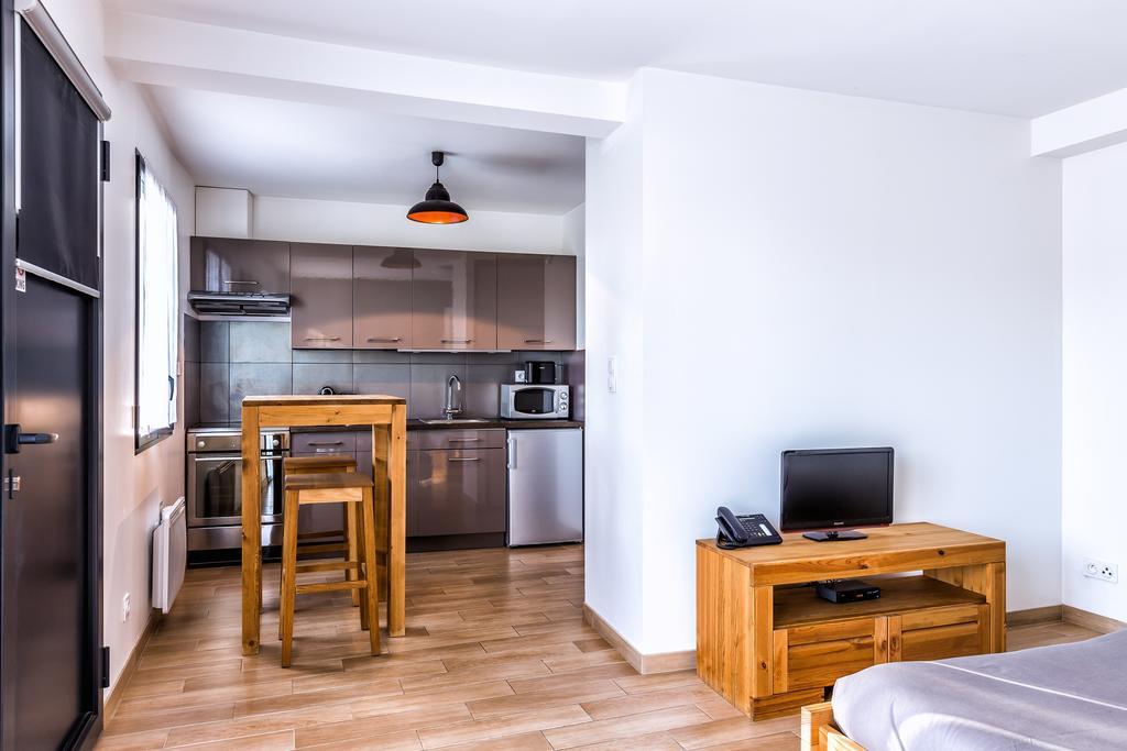 Resid'Spa Loire & Sevre เรอเซ ภายนอก รูปภาพ